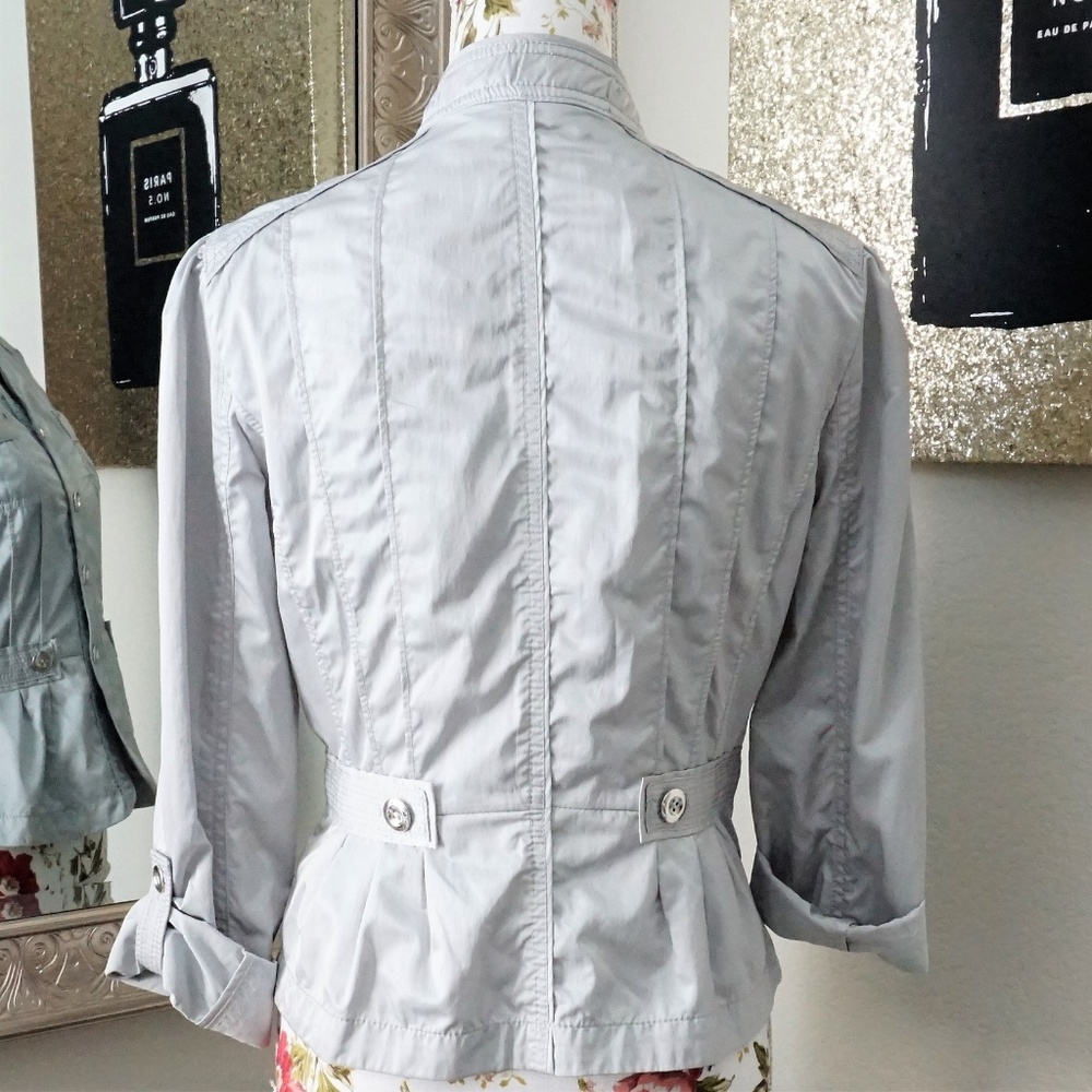 SOLD WHBM | Silver Satin Button Up Jacket Size 4 - Picture 3 of 8